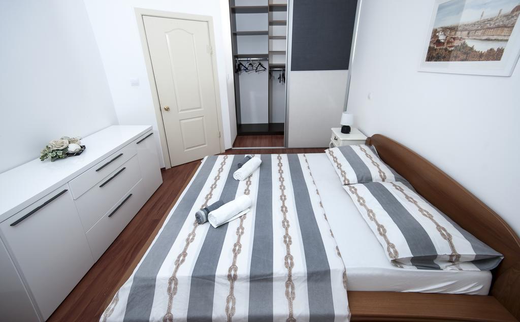 Znjan Beach Apartments Spalato Esterno foto